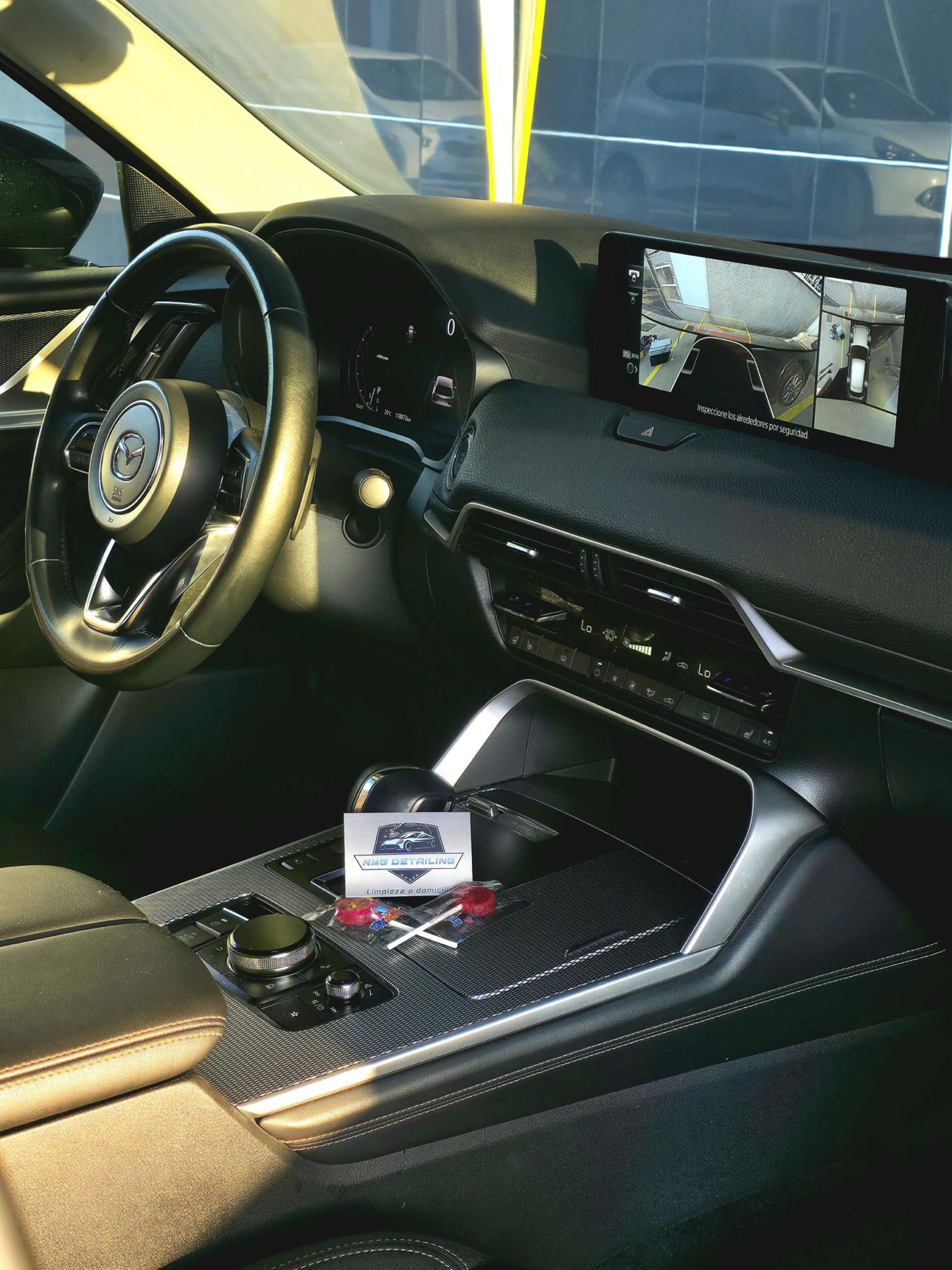 Detalle completo del interior de coche a domicilio en Castellón – NMG Detailing