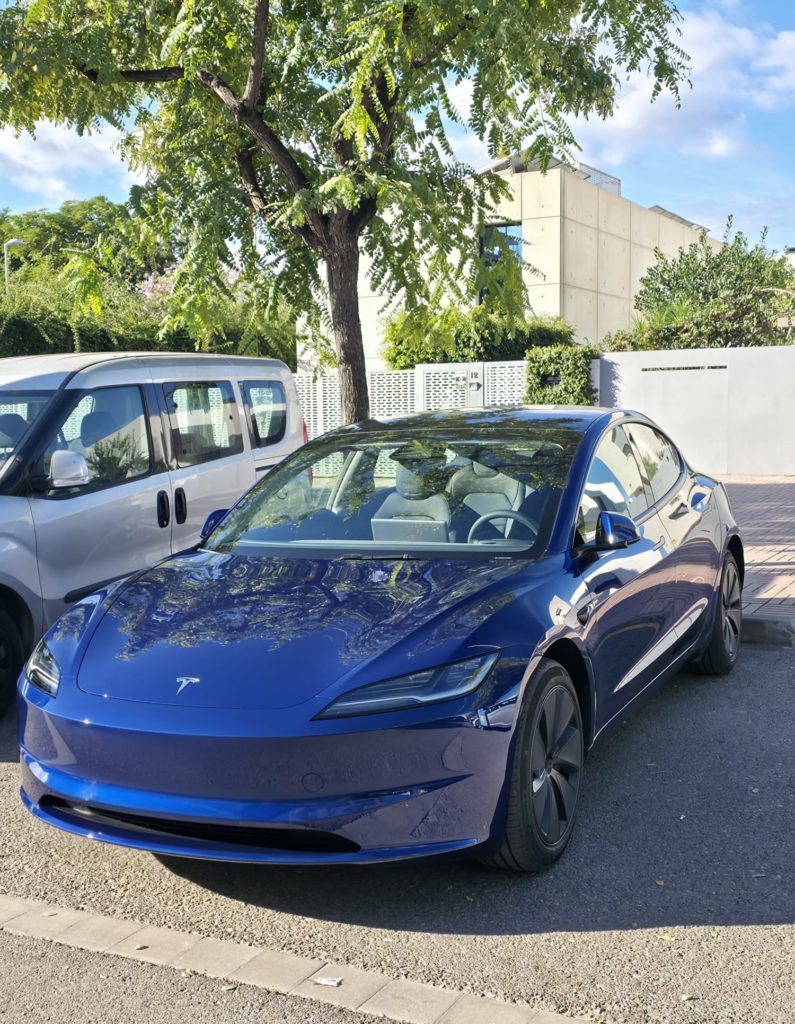 Detalle exterior de Tesla a domicilio en Castellón – NMG Detailing